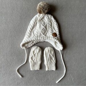 EUC H&M Baby Fleece Knit Beanie Hat & Mitten Set, Cream, 3-6 Months